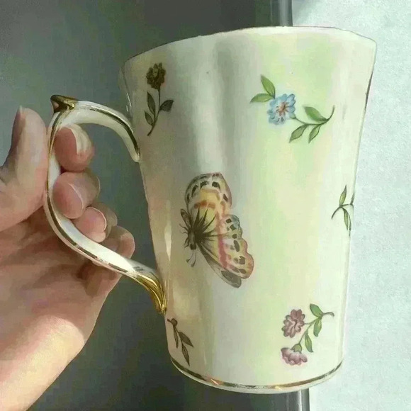 Skye McGhie Fine Botanical Garden Butterfly Floral Porcelain Garden Whispers Mug - Picture 4 of 14
